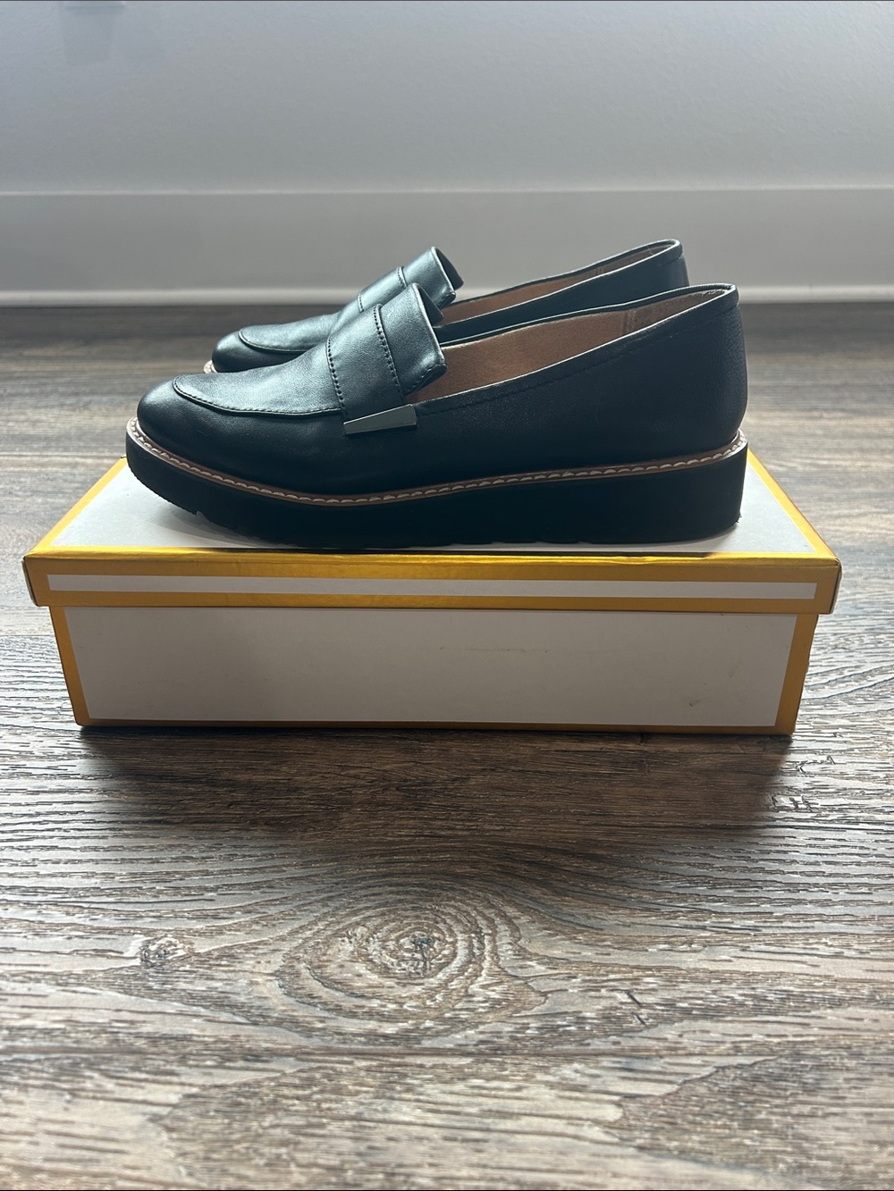 Naturalizer Black Leather Platform Penny Loafers with Tan Insole - Adiline 6.5